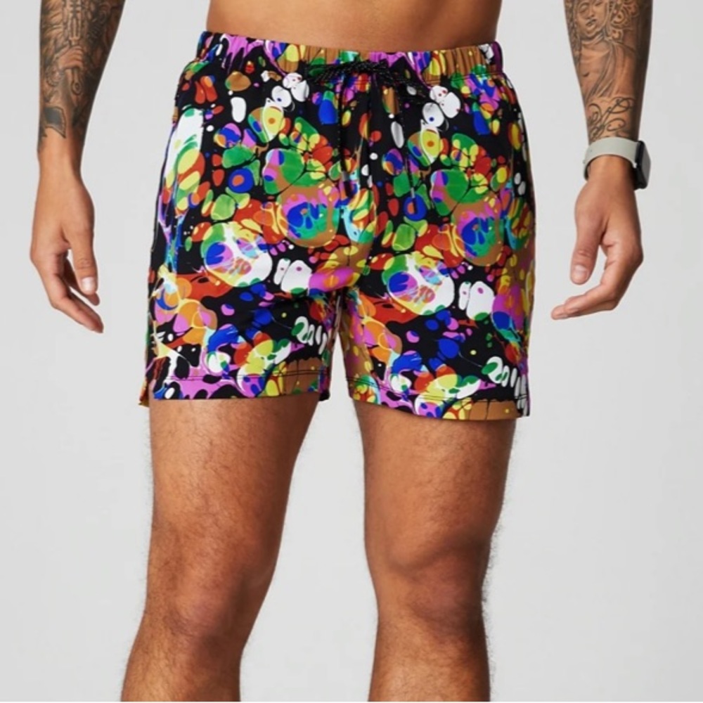 FABLETICS THE ONE SHORT 5” NWT (XS)